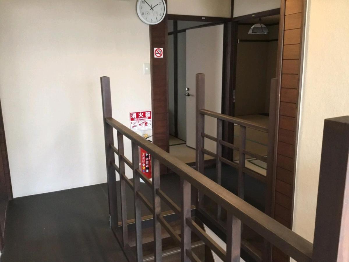 Guest house Shirakawa *